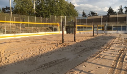 Beachvolleyball in den Freibädern