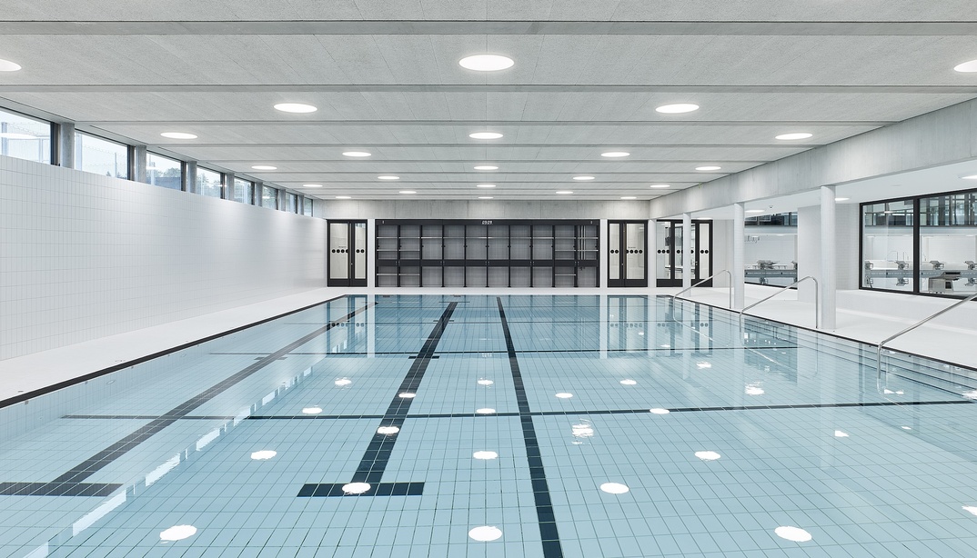 Becken in der Schwimmhalle Neufeld teilweise geschlossen