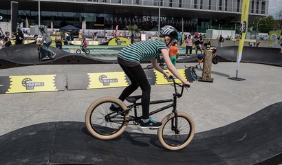 Das Velo auf dem Bundesplatz