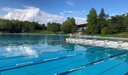 Schwimmbecken im Freibad Weyermannshaus