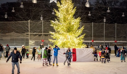 Samichlaus auf der Kunsteisbahn