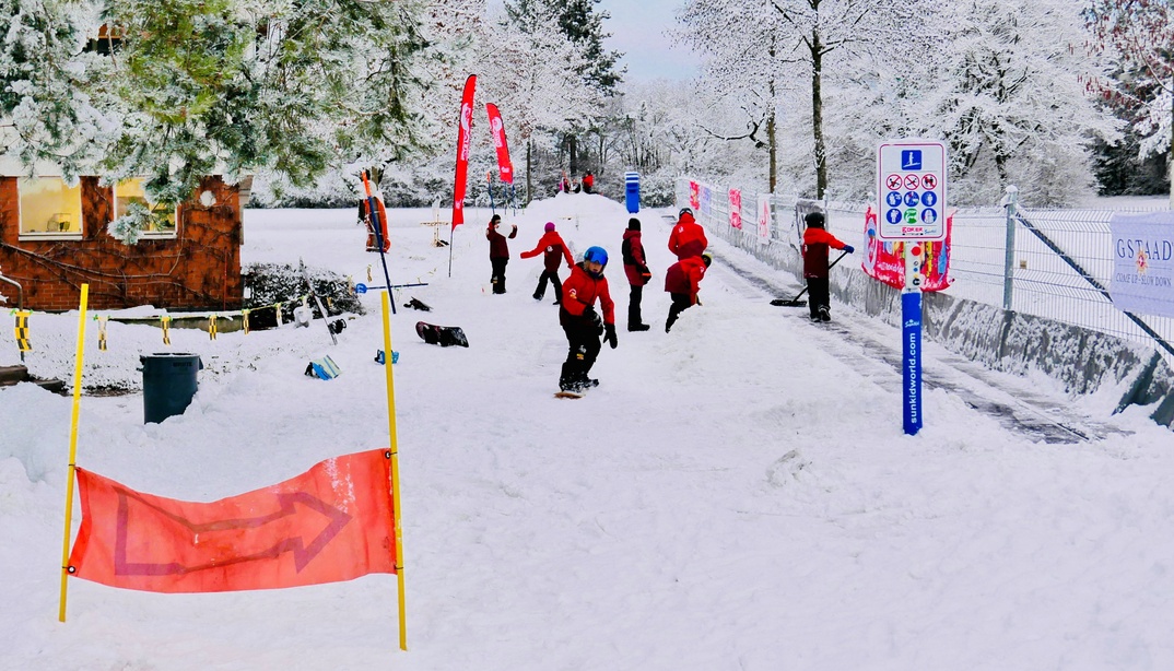 Schneespass im Weyerli