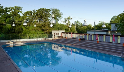 Wellenbad im Freibad Ka-We-De